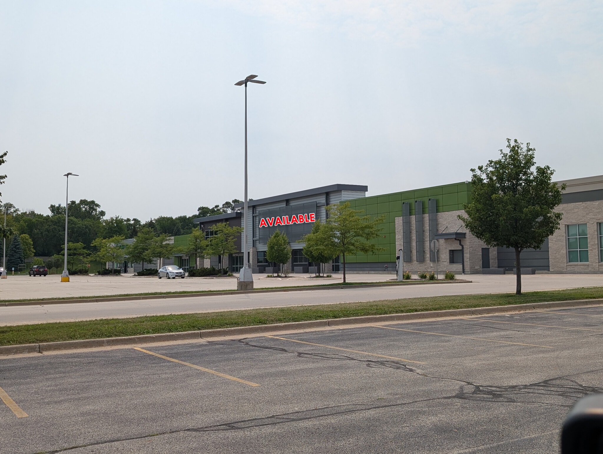 4777 S 27th St, Greenfield, WI for lease Building Photo- Image 1 of 11