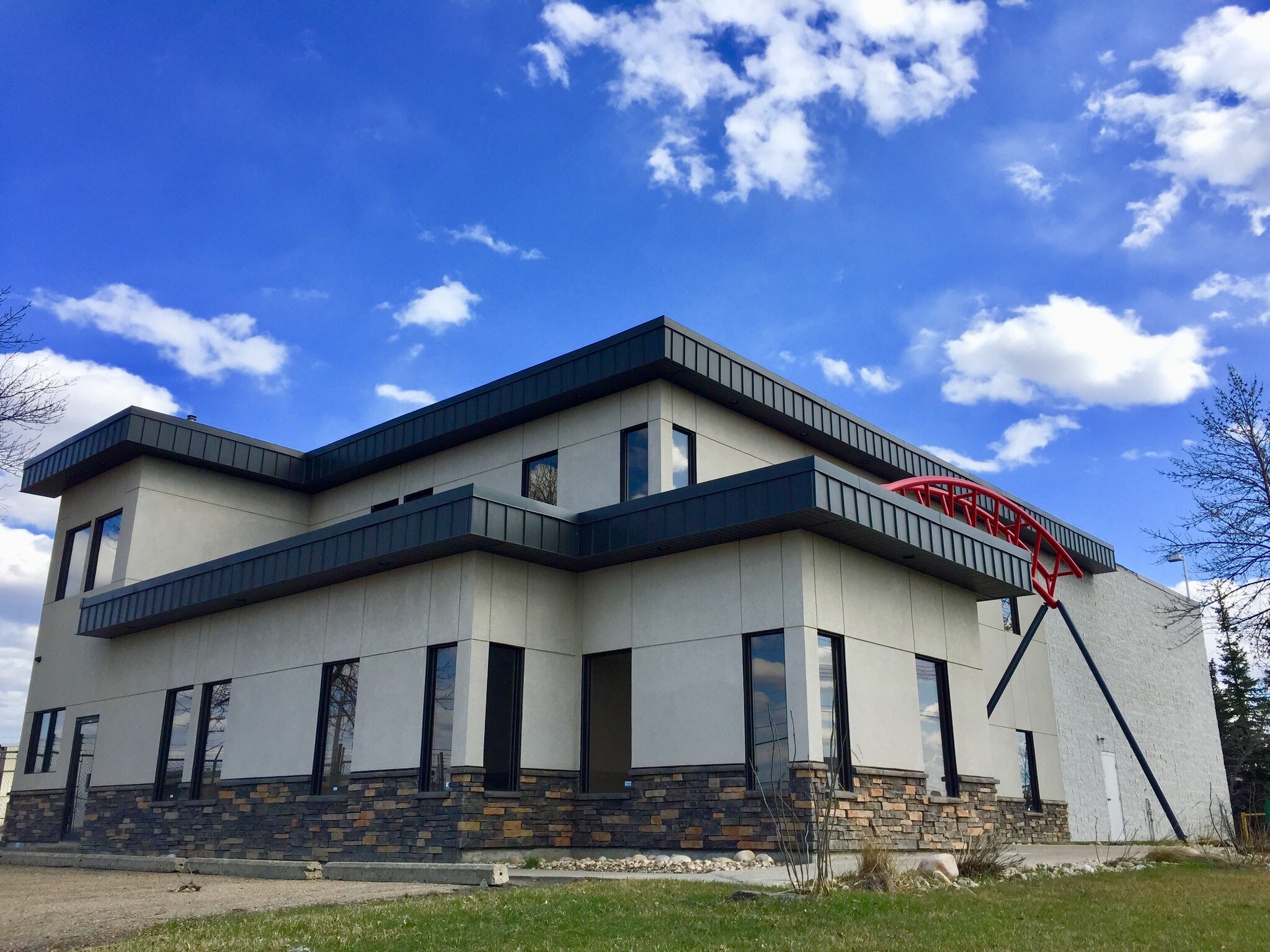 8105 50 St NW, Edmonton, AB à vendre Photo du bâtiment- Image 1 de 1