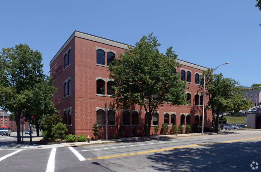 1 Smith St, Providence, RI à louer - Photo du bâtiment - Image 3 de 6