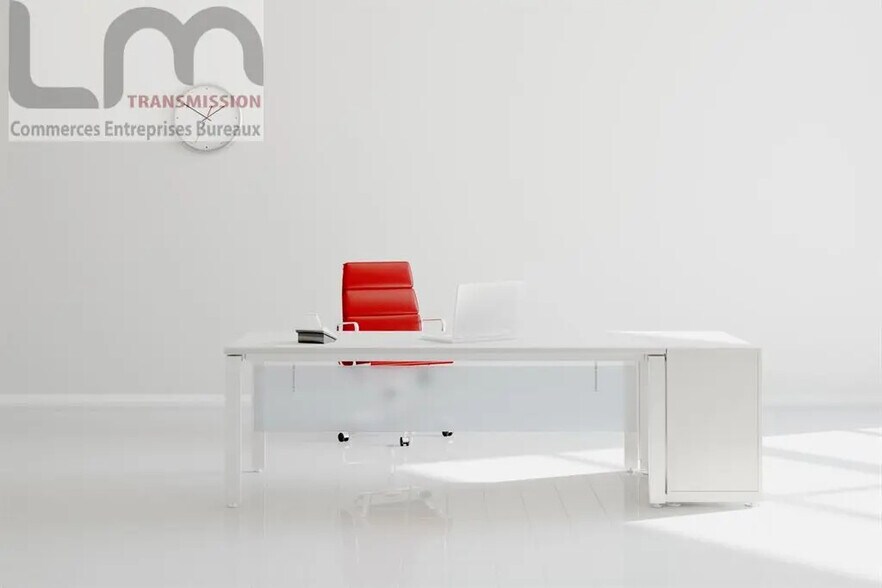 Bureau dans Avon à vendre - Photo du bâtiment - Image 3 de 5