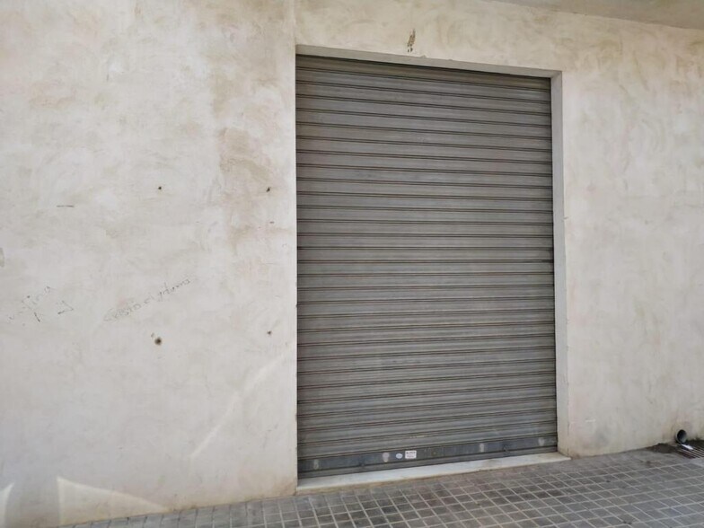 Commerce de détail dans El Ejido, Almería à vendre - Photo du bâtiment - Image 2 de 11