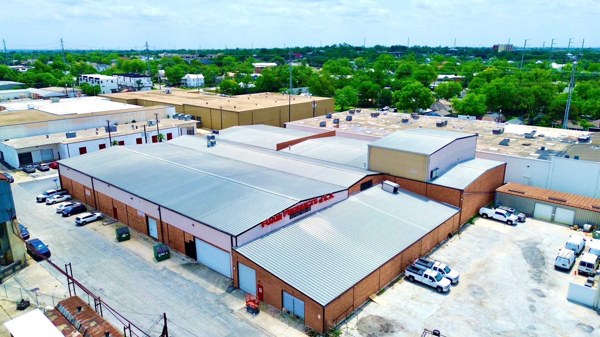 1119 N Mesquite St, San Antonio, TX for lease Building Photo- Image 1 of 11