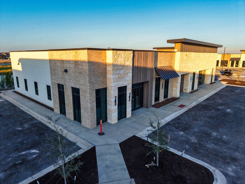 2021 Kauffman Loop, Georgetown, TX à louer - Photo du bâtiment - Image 3 de 23