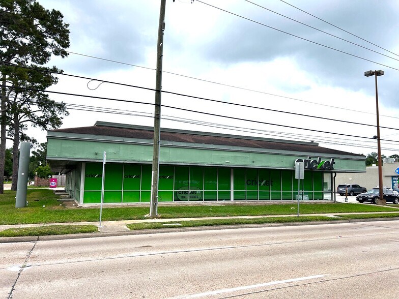 2038 N Gessner Rd, Houston, TX à louer - Photo du bâtiment - Image 2 de 7