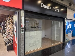 Commerce de détail dans Barberà del Vallès, Barcelona à louer Photo intérieure- Image 2 de 7