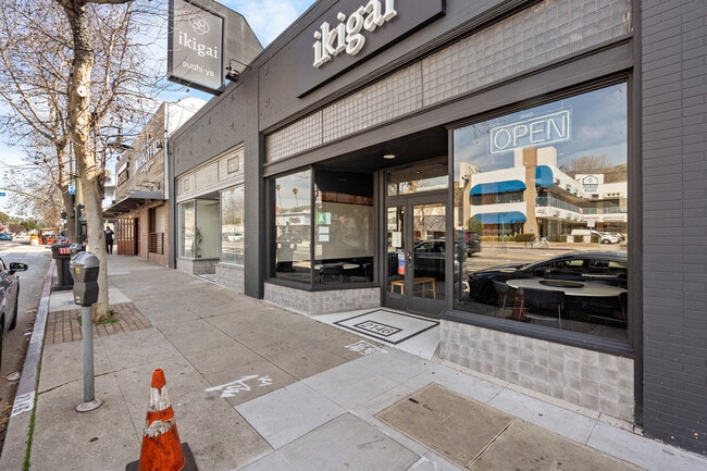 More details for 2144-2146 Colorado Blvd, Los Angeles, CA - Retail for Sale