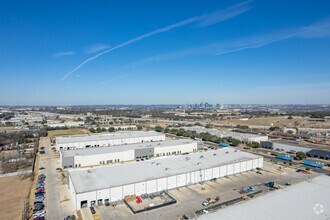 5811 Trade Center Dr, Austin, TX - Aerial  map view