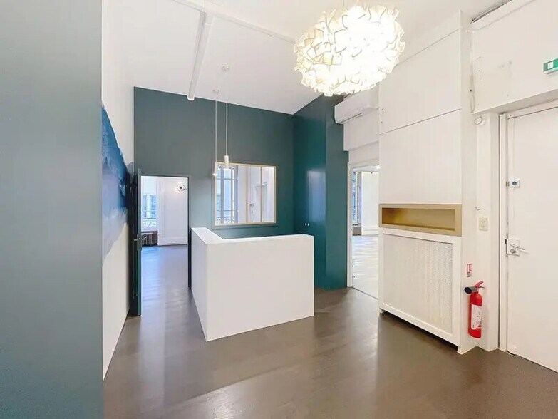 40 Rue Président Edouard Herriot, Lyon for lease - Interior Photo - Image 3 of 14