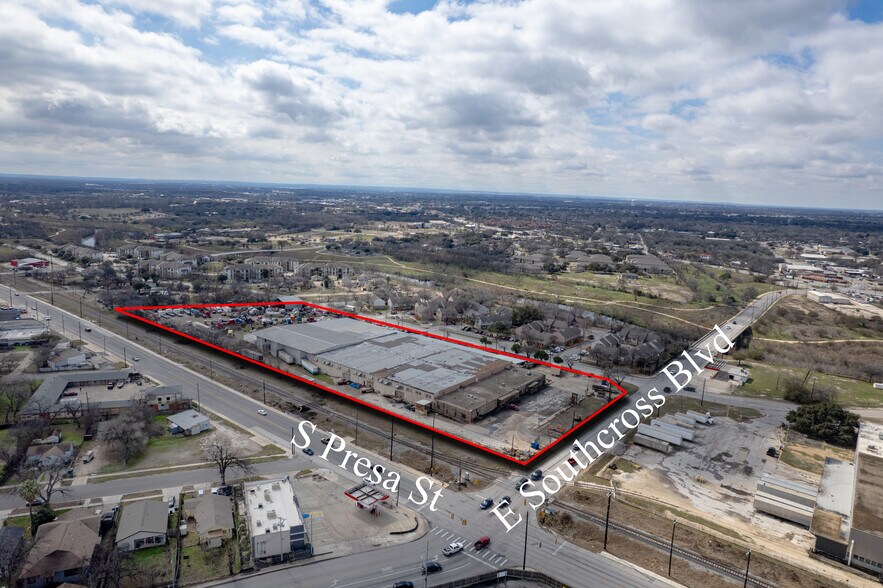 1350 E Southcross Blvd, San Antonio, TX à vendre - Photo du bâtiment - Image 1 de 14