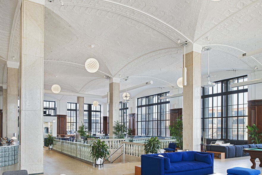 6001 Cass Ave, Detroit, MI for lease - Interior Photo - Image 3 of 14