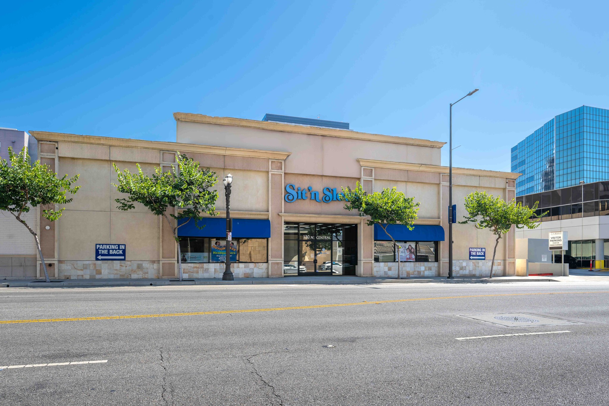 130-144 N Central Ave, Glendale, CA for lease Building Photo- Image 1 of 10