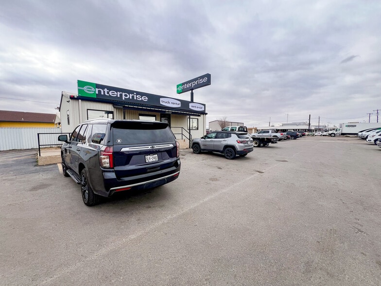 2604 E 8th St, Odessa, TX for sale - Building Photo - Image 2 of 20