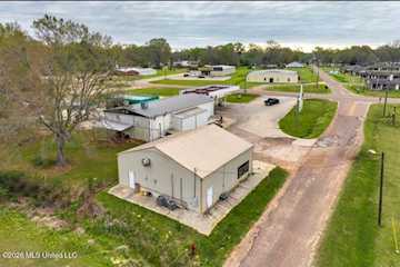 125 Highway 35, Walnut Grove, MS à vendre - Photo du bâtiment - Image 2 de 9