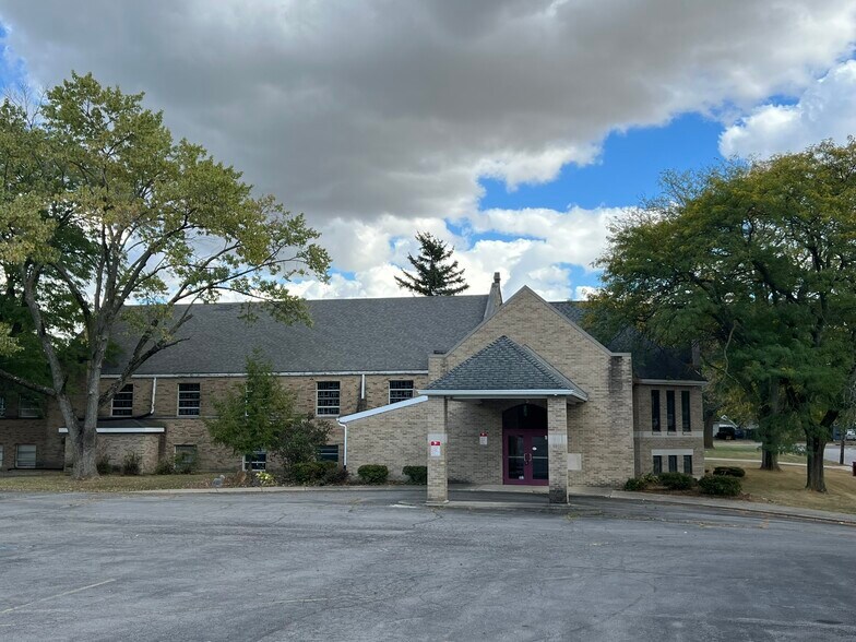1701 Capitol Ave, Fort Wayne, IN à vendre - Photo du bâtiment - Image 3 de 28