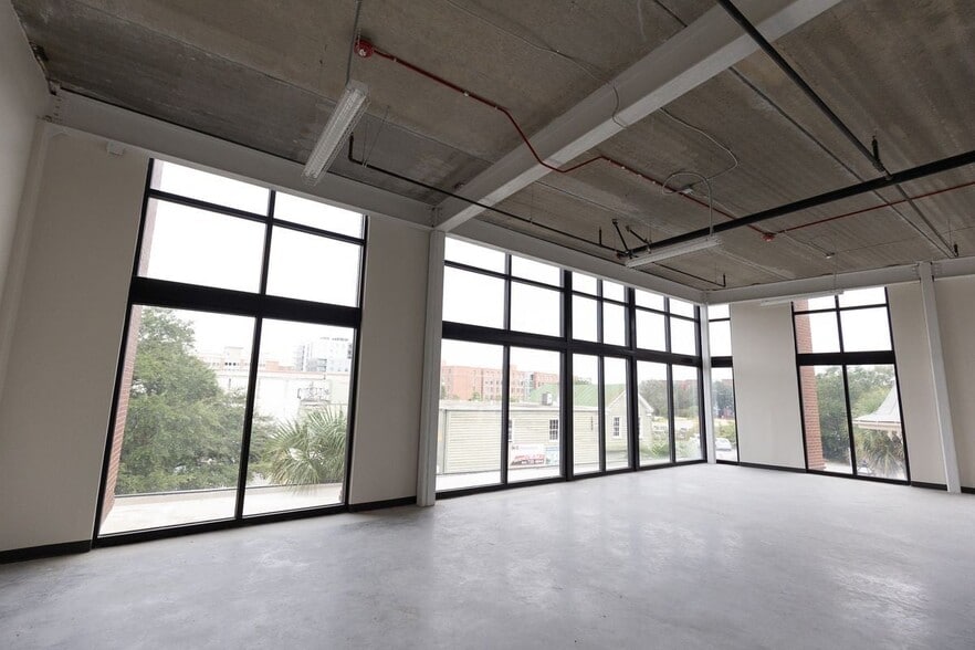 83 Mary St, Charleston, SC for lease - Building Photo - Image 3 of 8
