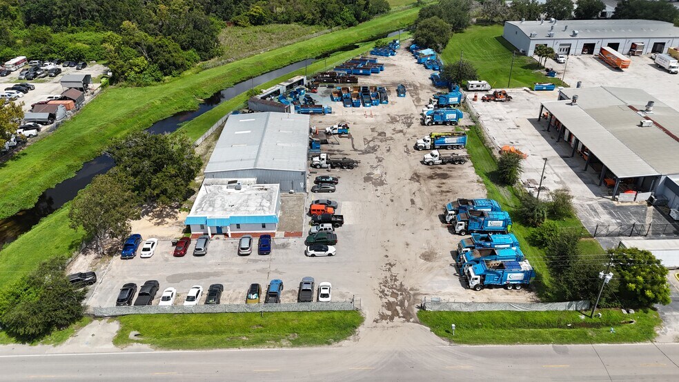 481 Thorpe Rd, Orlando, FL à louer - Photo du bâtiment - Image 2 de 9