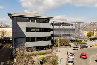 Plus de détails pour 1 Christchurch Way, Woking - Bureau à louer