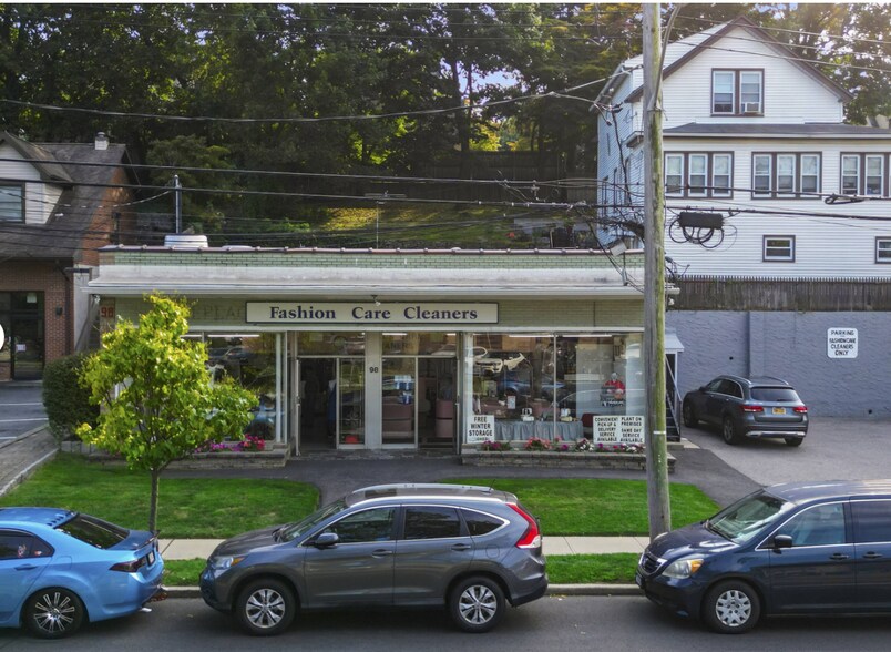 96-98 Brook St, Scarsdale, NY à vendre - Photo du bâtiment - Image 2 de 8