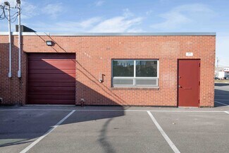 Plus de détails pour 37 Louis St, Hicksville, NY - Industriel à louer