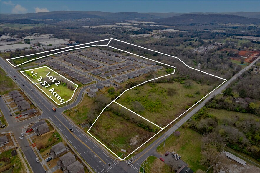 1640 S Morningside Dr, Fayetteville, AR à vendre - Photo du bâtiment - Image 3 de 18