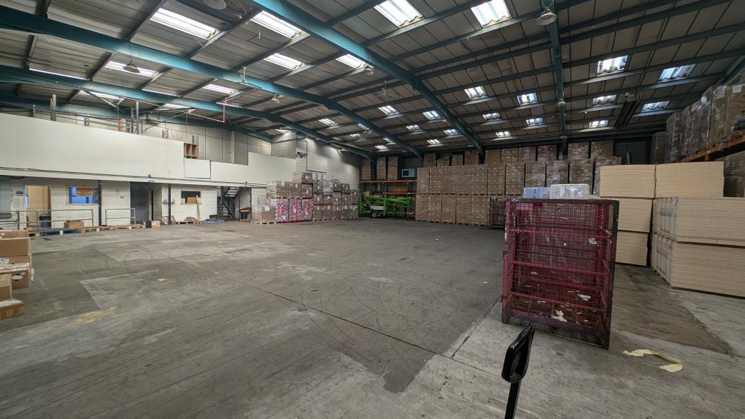 School Ln, Eastleigh à louer Photo intérieure- Image 1 de 3