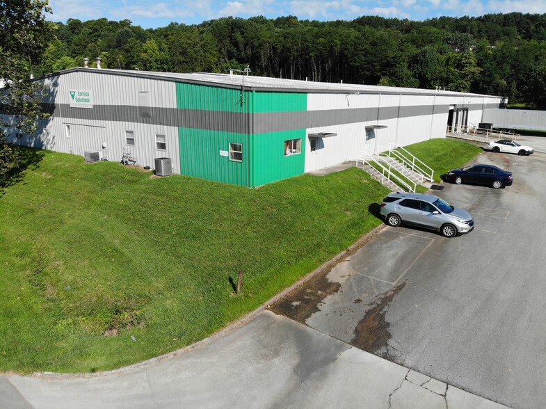 2229 Sycamore Dr, Knoxville, TN for lease - Primary Photo - Image 1 of 6