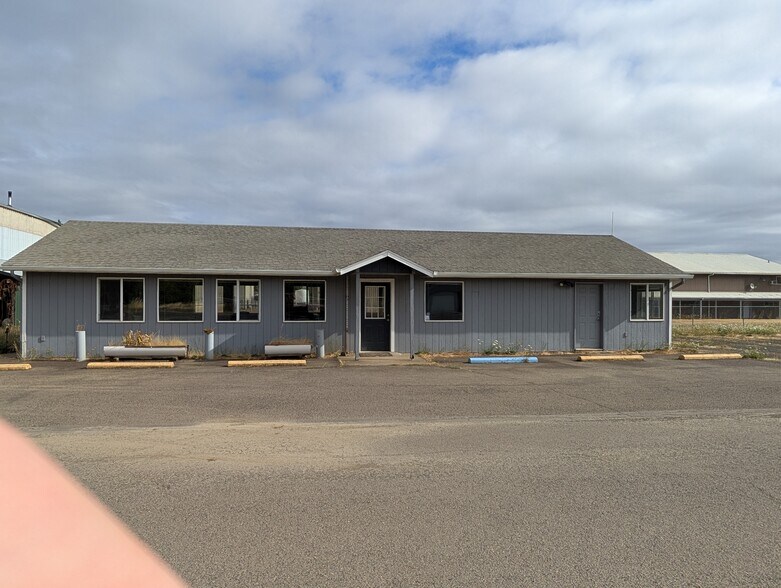 310 S 9th St, Philomath, OR à vendre - Photo du bâtiment - Image 3 de 4