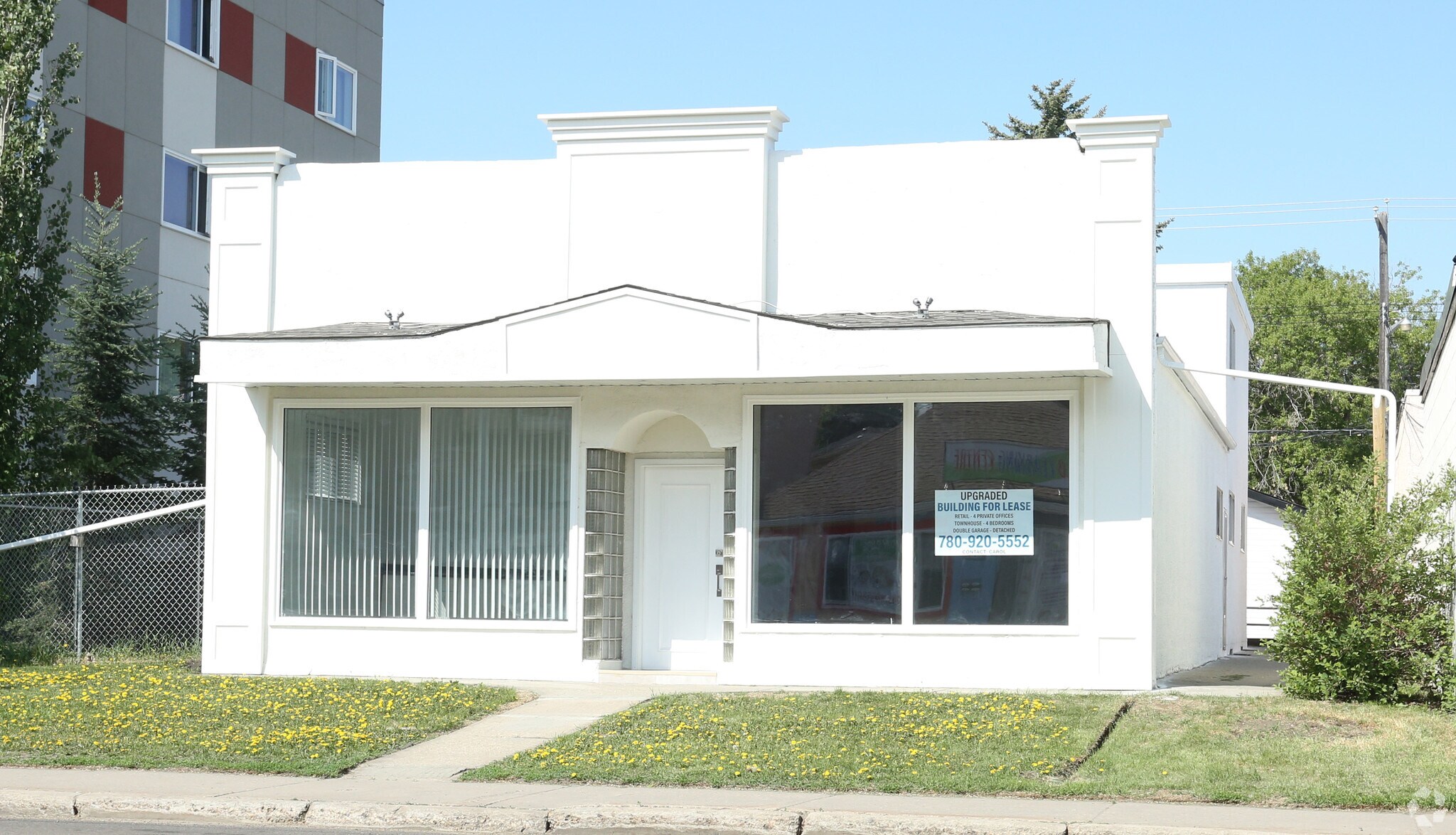 11444 124th St NW, Edmonton, AB for sale Primary Photo- Image 1 of 1