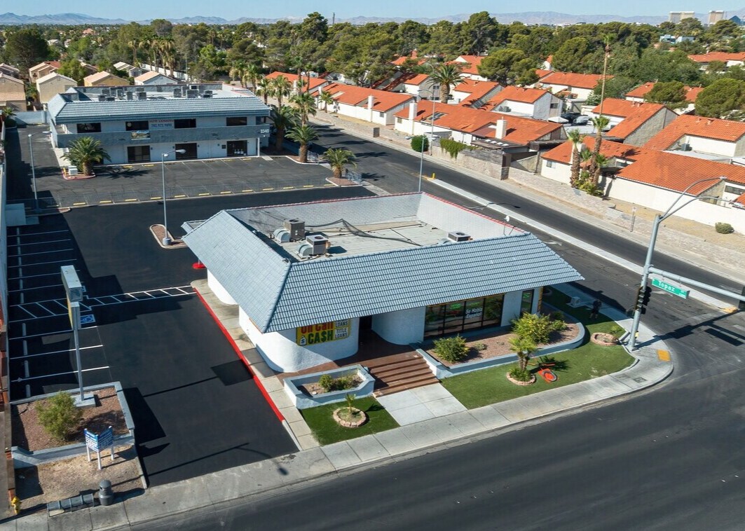 2625 E Desert Inn Rd, Las Vegas, NV à vendre Photo principale- Image 1 de 32
