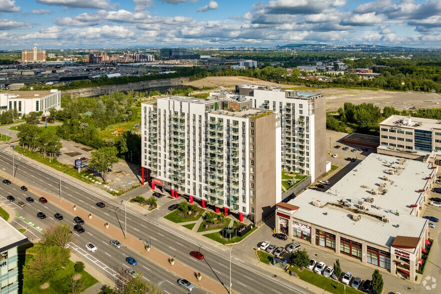 2990 Boul Saint-Martin O, Laval, QC à vendre - Aérien - Image 3 de 8