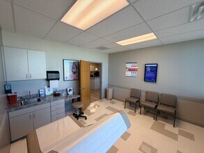 660 S Mount Juliet Rd, Mount Juliet, TN à louer Photo intérieure- Image 1 de 17