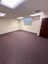 106 W Wilson St, Batavia, IL for lease Interior Photo- Image 1 of 4