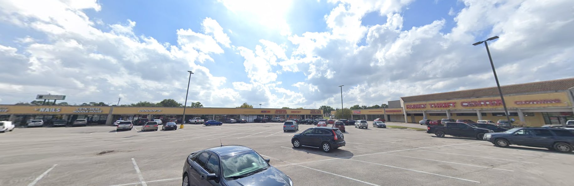 6-18 Uvalde Rd, Houston, TX à louer Photo intérieure- Image 1 de 2