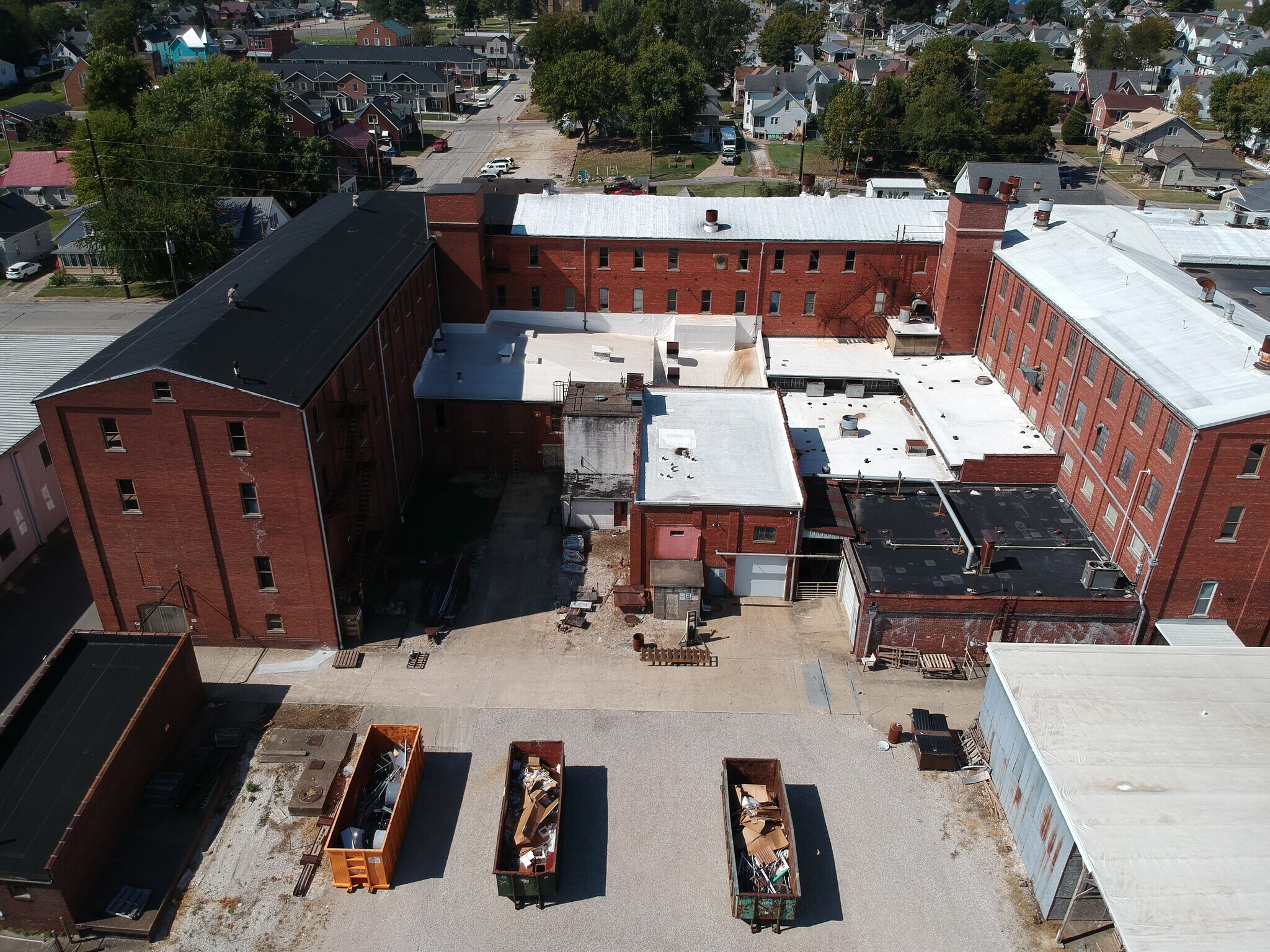 1224 Mill St, Jasper, IN à louer Photo principale- Image 1 de 29