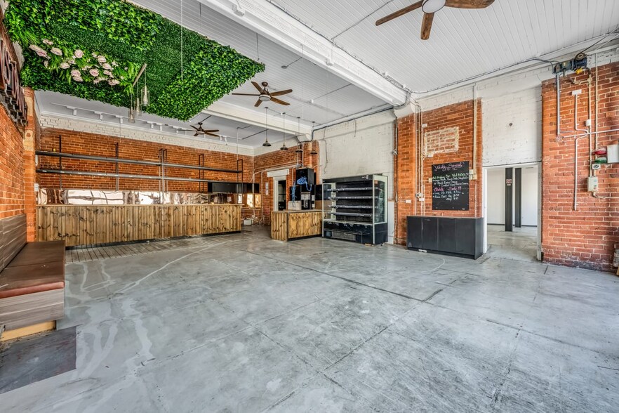 378 High St, Preston for sale - Interior Photo - Image 1 of 22