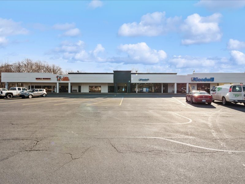 2055 Gratiot Blvd, Marysville, MI for lease Building Photo- Image 1 of 21