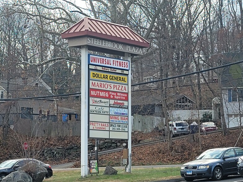 1630 Watertown Ave, Waterbury, CT à louer - Photo du bâtiment - Image 2 de 4