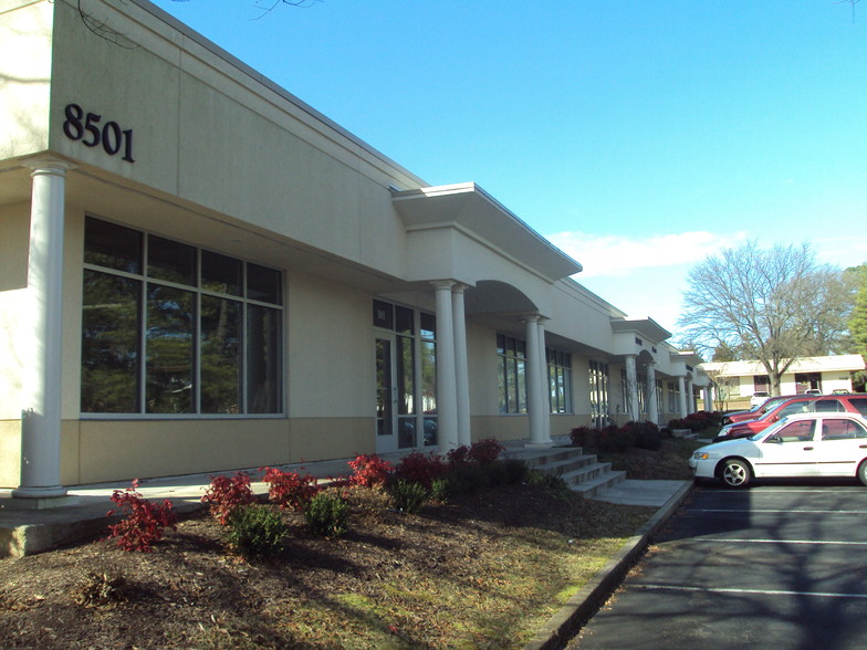 8501 Mayland Dr, Richmond, VA for lease - Building Photo - Image 1 of 26