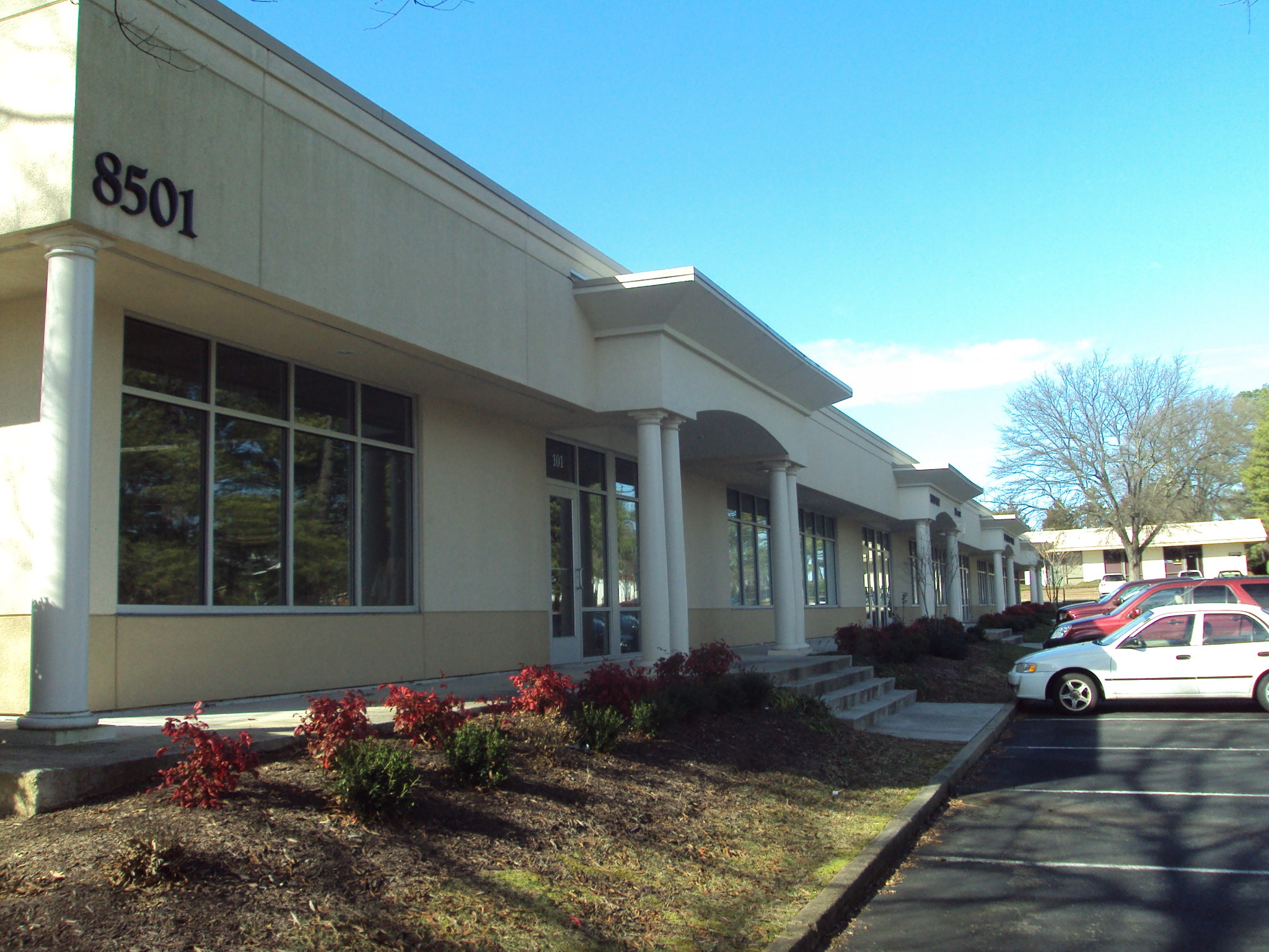 8501 Mayland Dr, Richmond, VA for lease Building Photo- Image 1 of 27