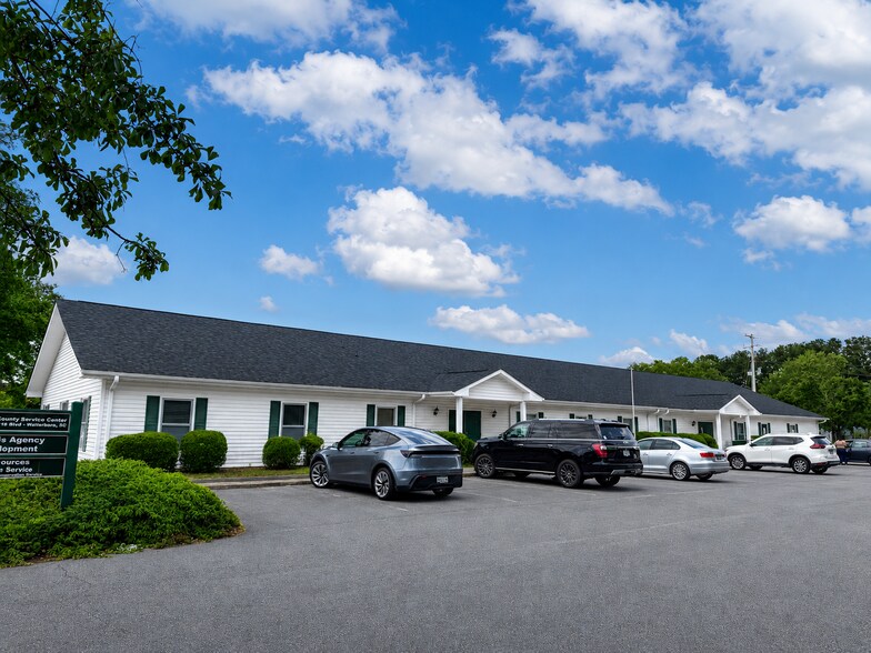 531 Robertson Blvd, Walterboro, SC for sale - Building Photo - Image 1 of 9