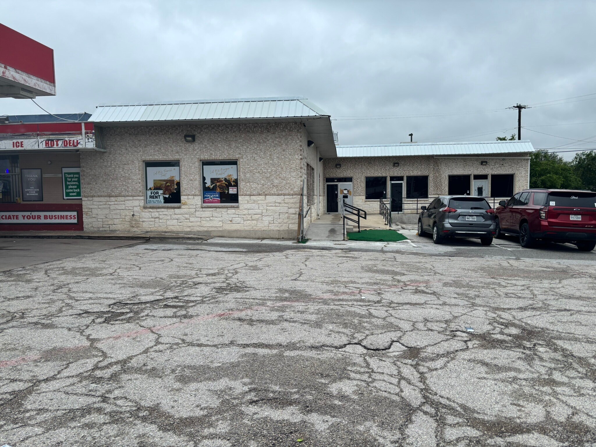 5617 Mccart Ave, Fort Worth, TX à louer Photo du bâtiment- Image 1 de 40