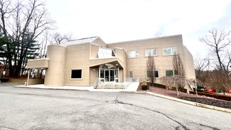 Plus de détails pour 561 Cranbury Rd, East Brunswick, NJ - Bureau à vendre