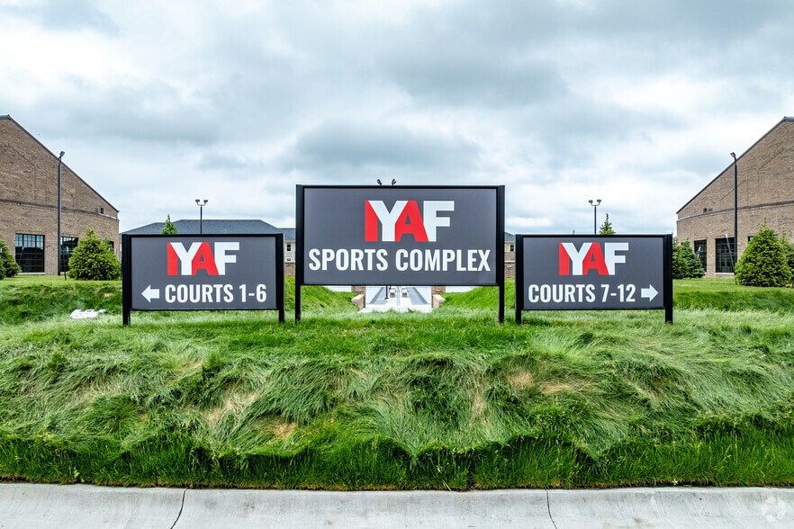 2045 SE Glacier Trail, Waukee, IA à vendre - Photo du bâtiment - Image 3 de 6