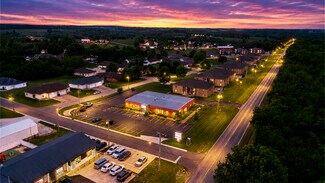 Plus de détails pour 500 W Daniels St, Ozark, MO - Bureau à vendre