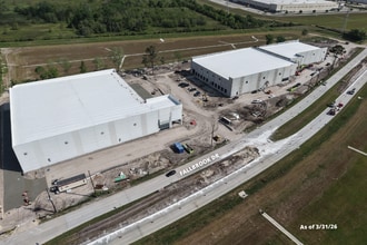 850 Fallbrook Dr, Houston, TX for lease Interior Photo- Image 2 of 2