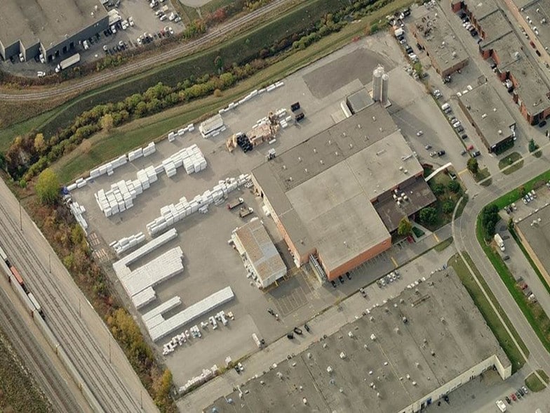 30 Melford Dr, Toronto, ON for sale - Building Photo - Image 1 of 1