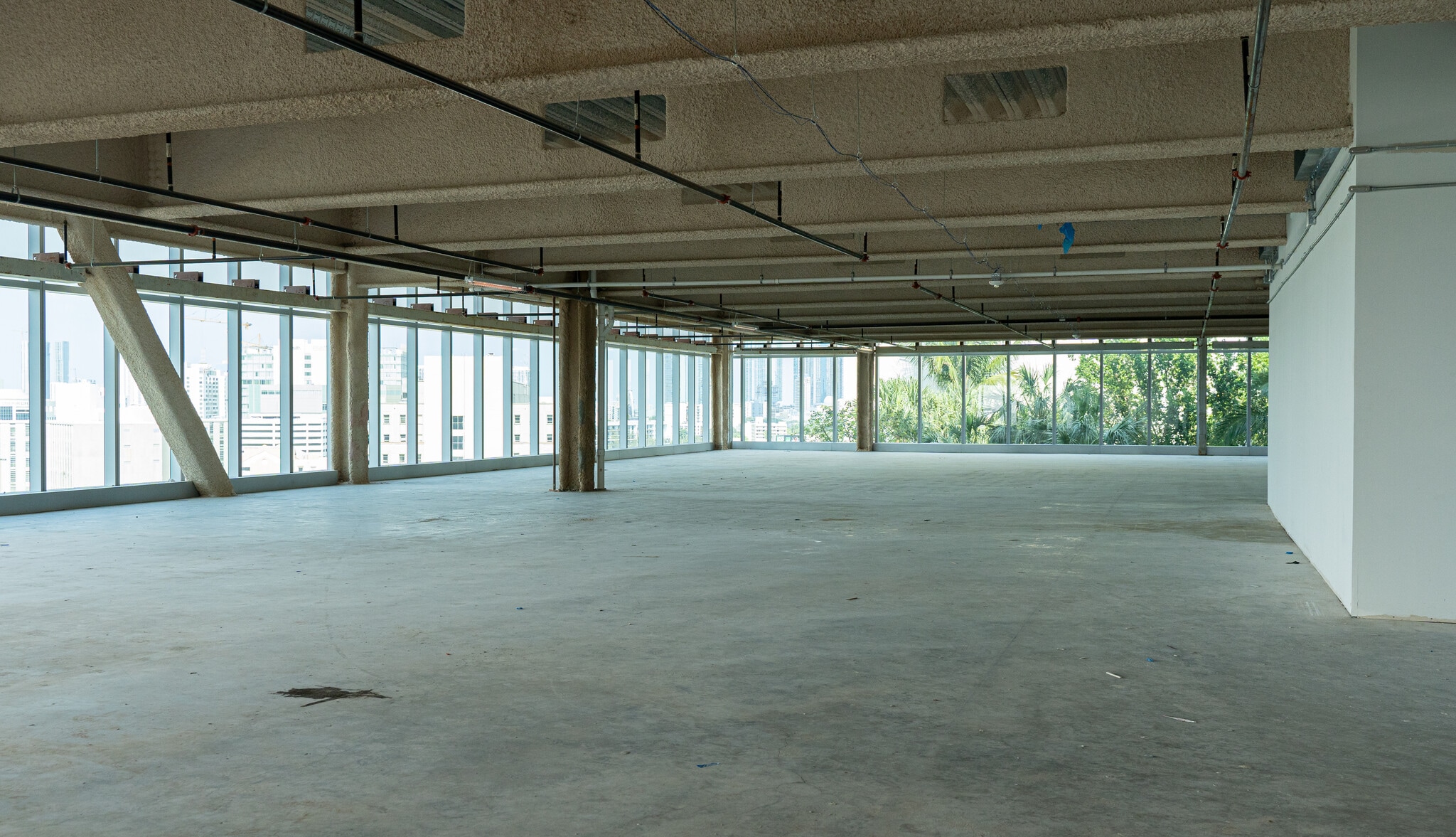 1400 NW North River Dr, Miami, FL à louer Photo intérieure- Image 1 de 2