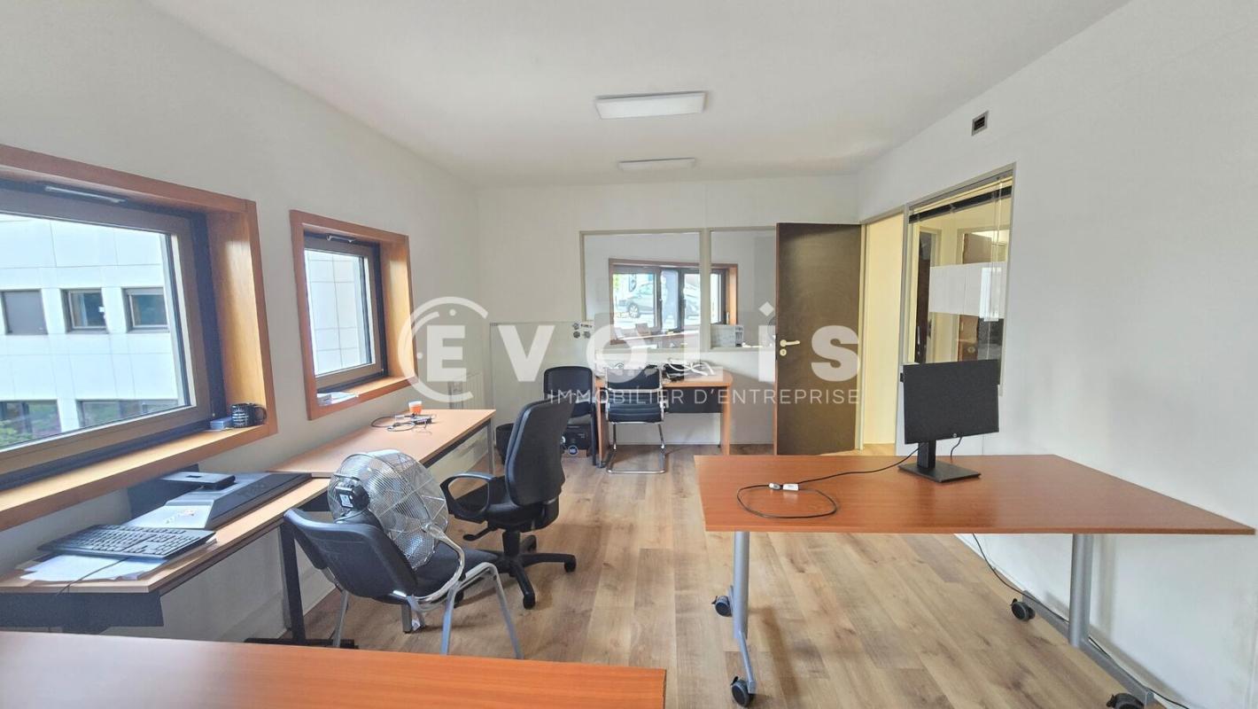 18 Rue Pasteur, Le Kremlin-Bicêtre for lease Interior Photo- Image 1 of 15