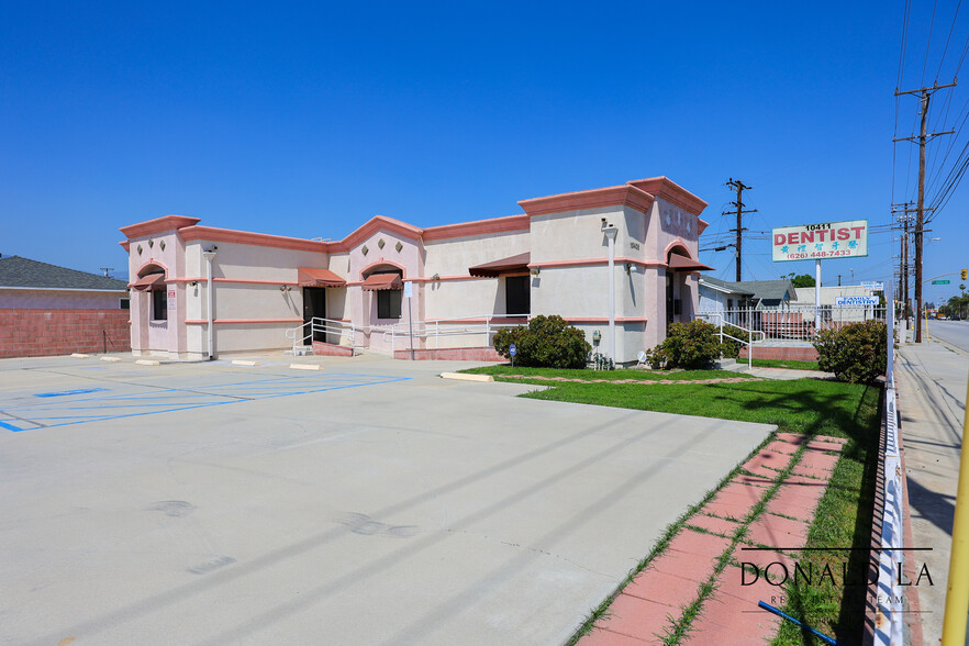 10405 Lower Azusa Rd, Temple City, CA for sale - Building Photo - Image 1 of 20