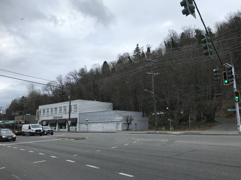 904 Elliott Ave W, Seattle, WA à vendre - Photo du bâtiment - Image 3 de 6